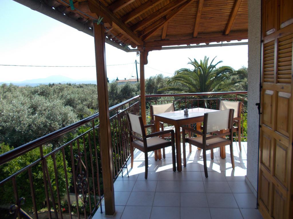 Philippos Apartments Áfissos Esterno foto